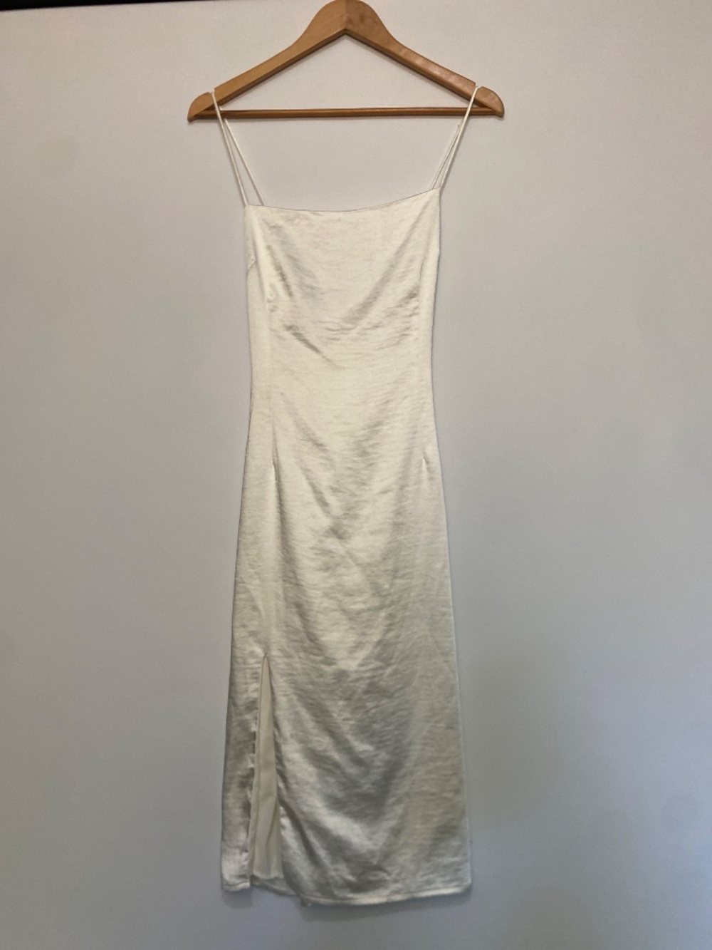 Superdown L Satin Slip Dress - Picture 2 of 10